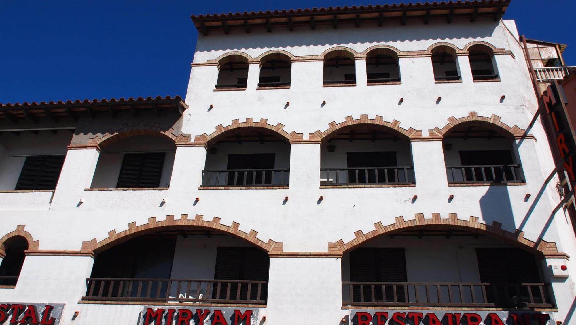 Hostal Miryam L' Escala Eksteriør billede